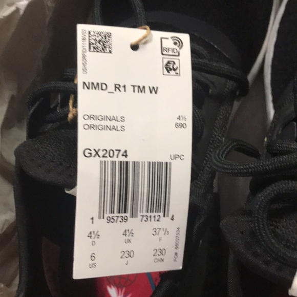 NEW Addias NMD_R1 TM W CBlack 6 GX2074 BNIB - Picture 9 of 11